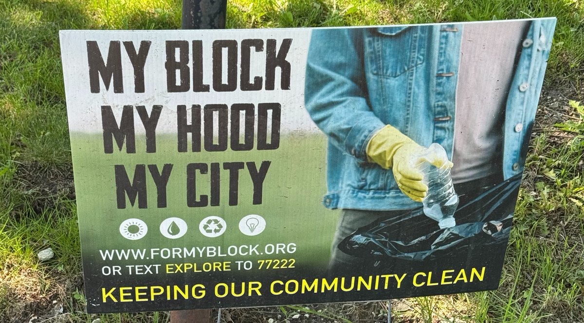 Casepoint's tweet photo. This morning, #Casepoint sponsored CLOC Cares at @CLOClegal Global Institute. Members of our team joined fellow attendees for outdoor cleanup and beautification work w/ Chicago nonprofit @mbmhmc. #CGI2026 https://t.co/BLvQGD7Lvu