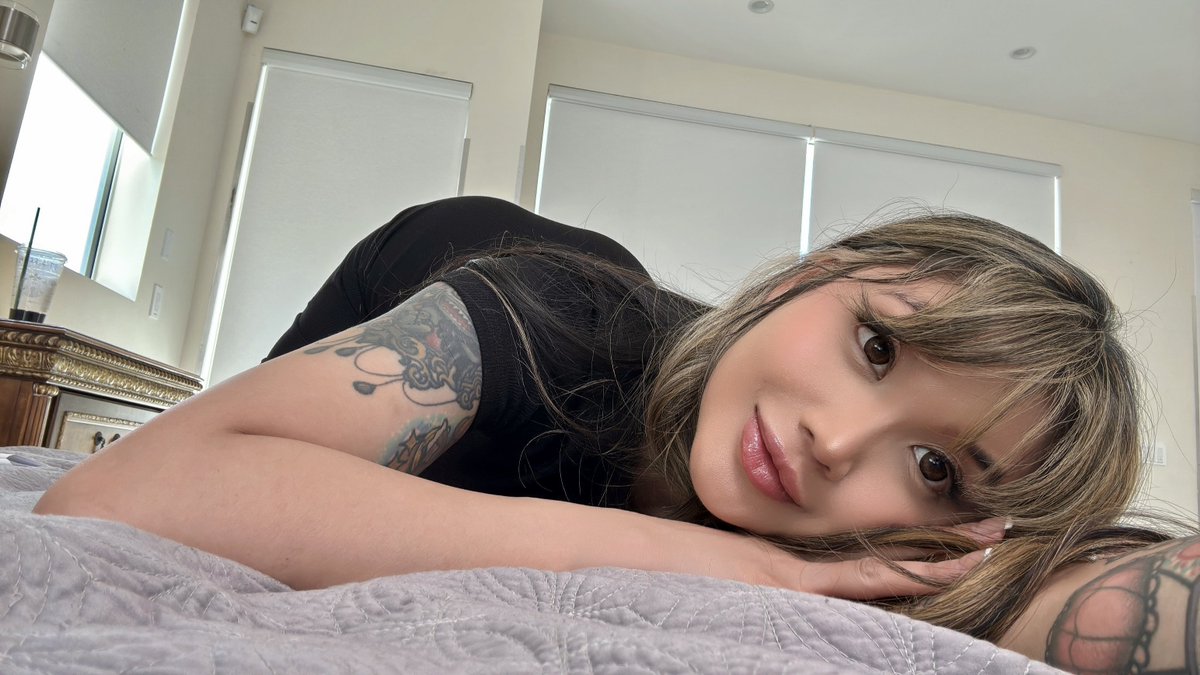 Brenna Sparks 💖🌷 tweet media