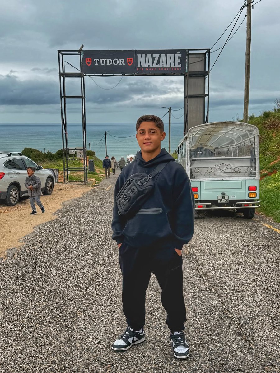 daniel220v_coek's tweet photo. 📍Nazaré - Portugal 🇵🇹 🌊🏄‍♂️ https://t.co/JQBeRO9Fll