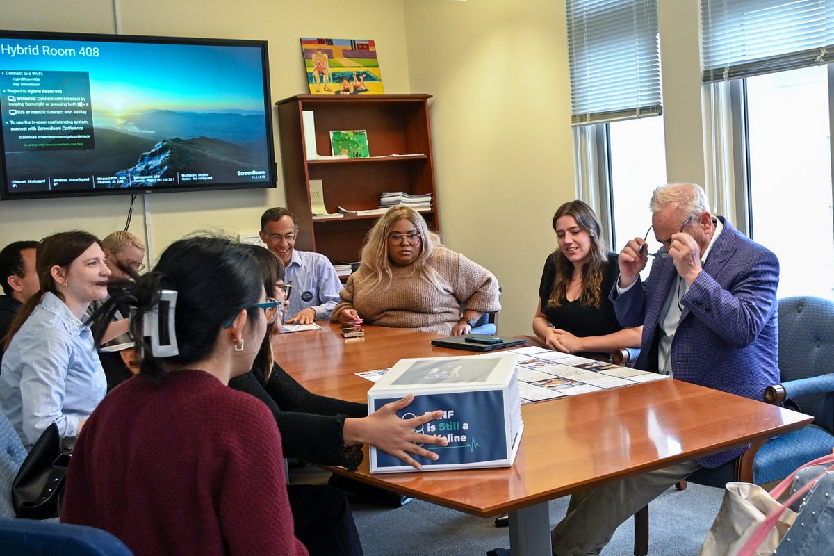 DCFPI's tweet photo. Last week, we delivered 1,000 postcards from DC residents to the Wilson Building to remind Council that TANF is still a lifeline.

Despite the program’s proven role in reducing hardship &amp; supporting well-being, DC lawmakers approved TANF cuts.

Learn more: https://t.co/yu5R2kZjf1 https://t.co/7YHmqTf7p9
