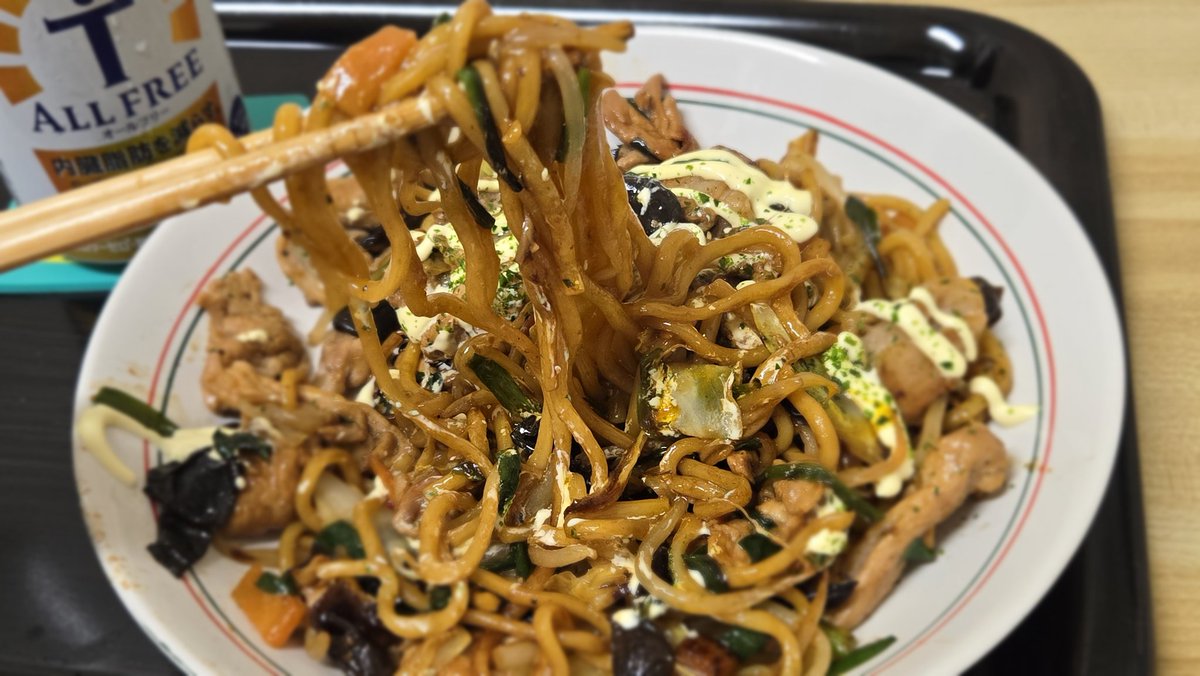 arugantz's tweet photo. 卵で美味しそうに見せる理論

ちなみにとうとう人間ドックで肝臓F判定出ました。 https://t.co/7LXcwCBNCz