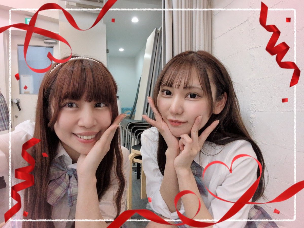 踊ってます🎶 =LOVEちゃん、やっぱり振りが細かくて難しいんよ！笑