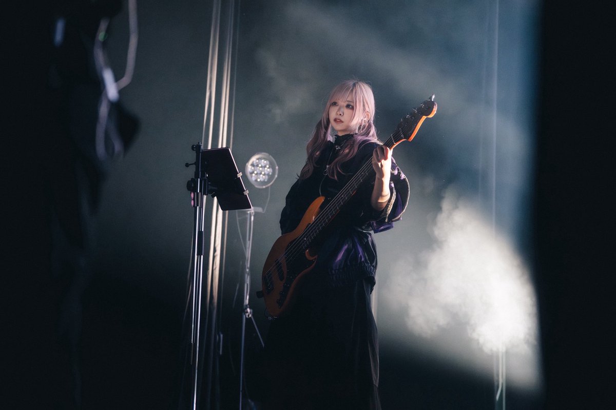 chloettyyy's tweet photo. 📸 @axtxsx182 
わい貴重なライブ写真すぎる🌟🌟🌟 https://t.co/idpDGJ5KoU
