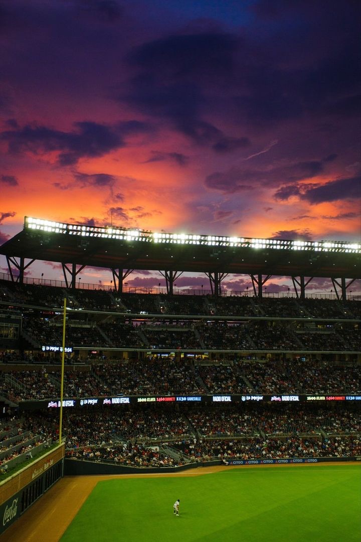 FrontRowSeats1's tweet photo. ⚾ Level up your Braves game day at Truist Park with the best premium seats, clubs, and all-inclusive perks:https://t.co/UsvwAlnAW6 🔥 #BravesCountry #TruistPark https://t.co/ecL1U2Ro5T
