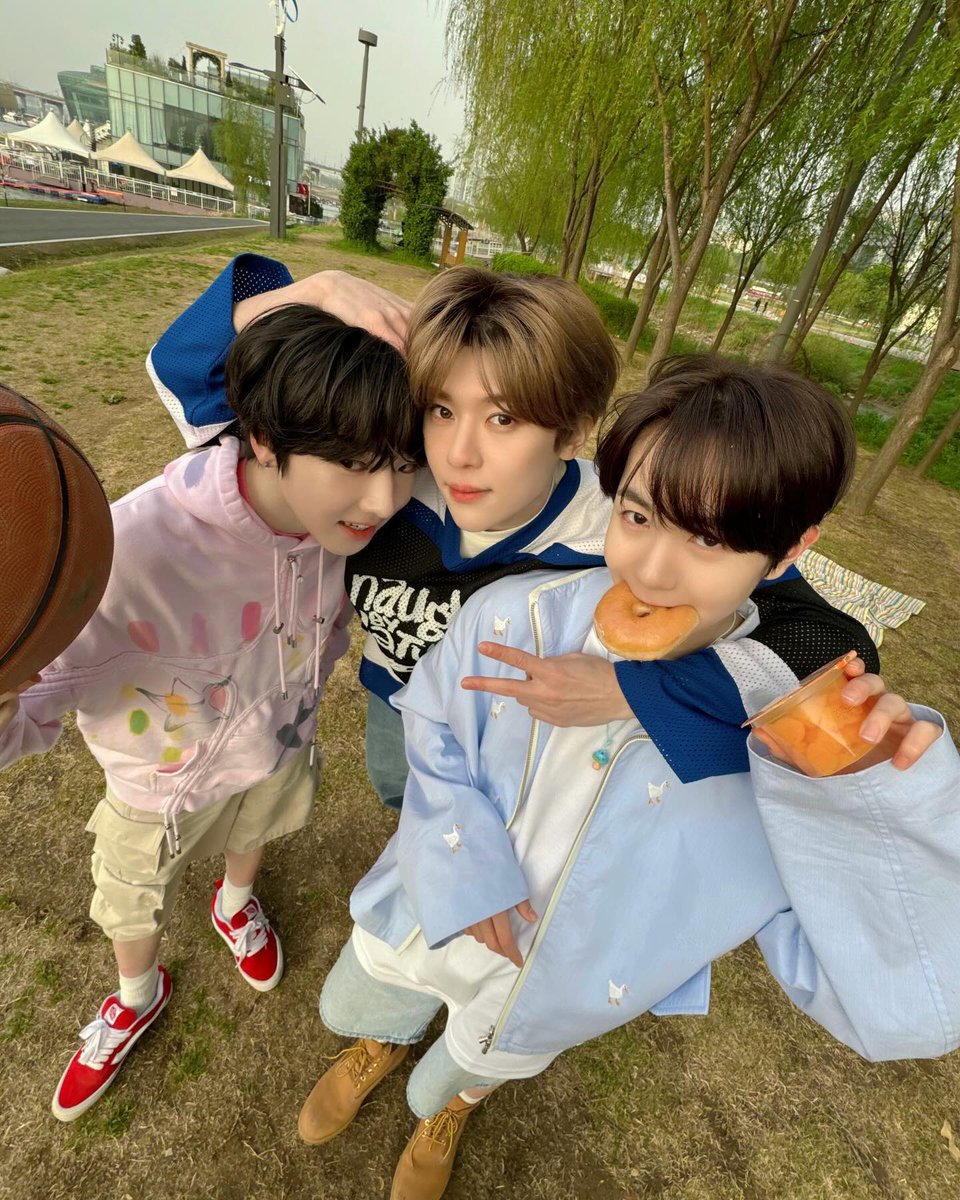 N년 전 오늘의 료 tweet media