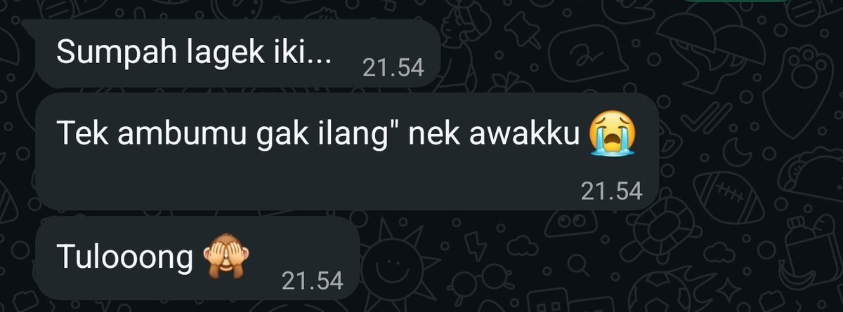 swollenleftdumb's tweet photo. Efek samping cuddle ya begini 🤣 https://t.co/bppX4PMFKp