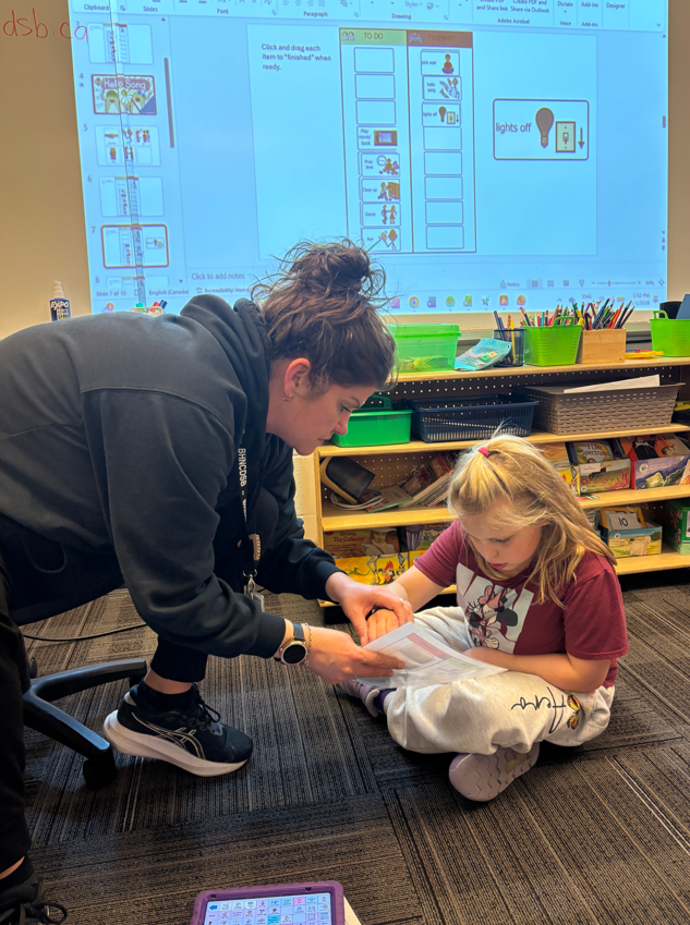 BHNSpecEd's tweet photo. Adapted book clubs aren’t about simplifying stories. They’re about expanding access. When we use AAC, visuals &amp; partner-supported communication, EVERY voice is part of the conversation. 💬📚 #AccessChangesEverything #AAC #InclusiveLiteracy https://t.co/SL51Jqmht0