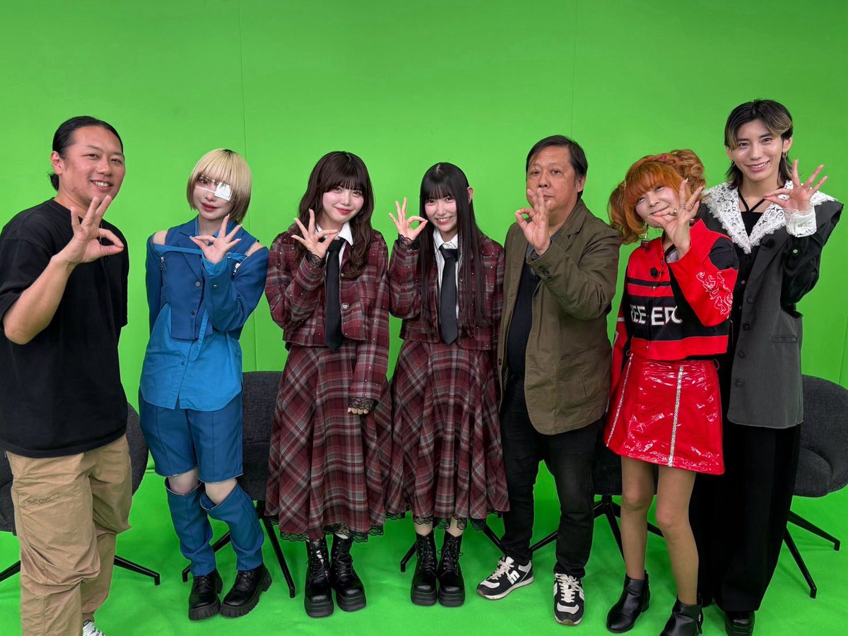 ハルニシオン tweet media