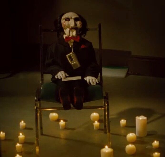 b0netemple's tweet photo. He always sits so politely https://t.co/imuyy4Y3yi