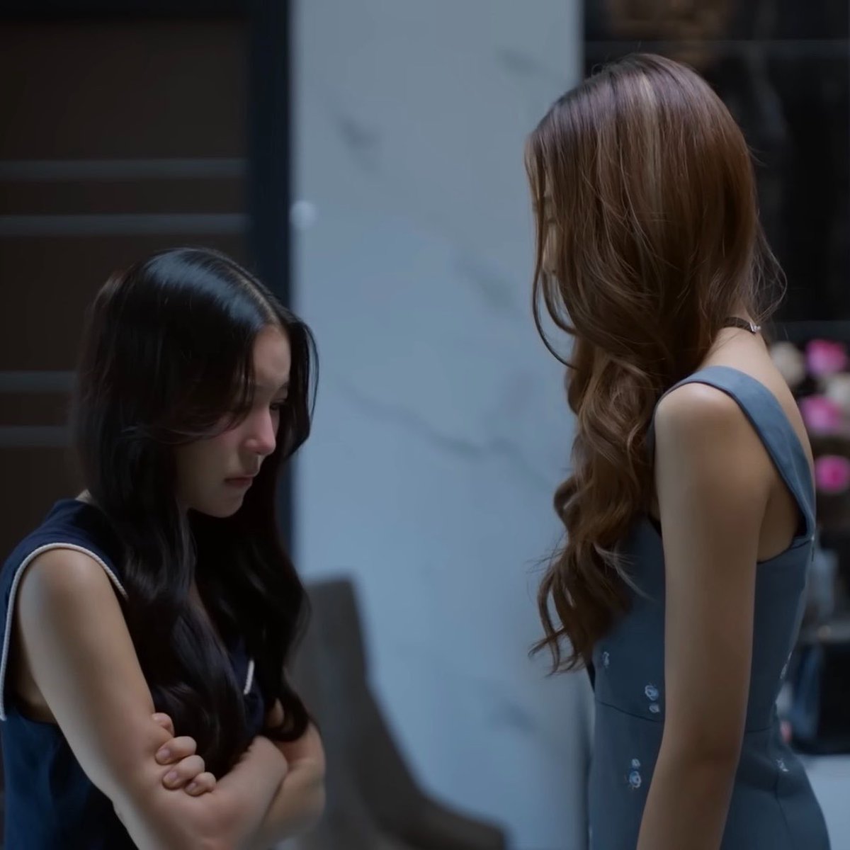 this airy and bambi height difference is frying the shit out of me sksjjdjdk