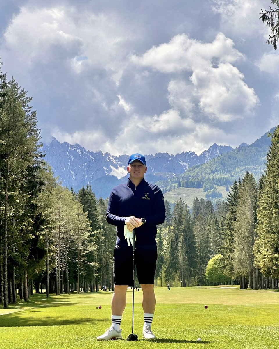 Bastian Schweinsteiger tweet media