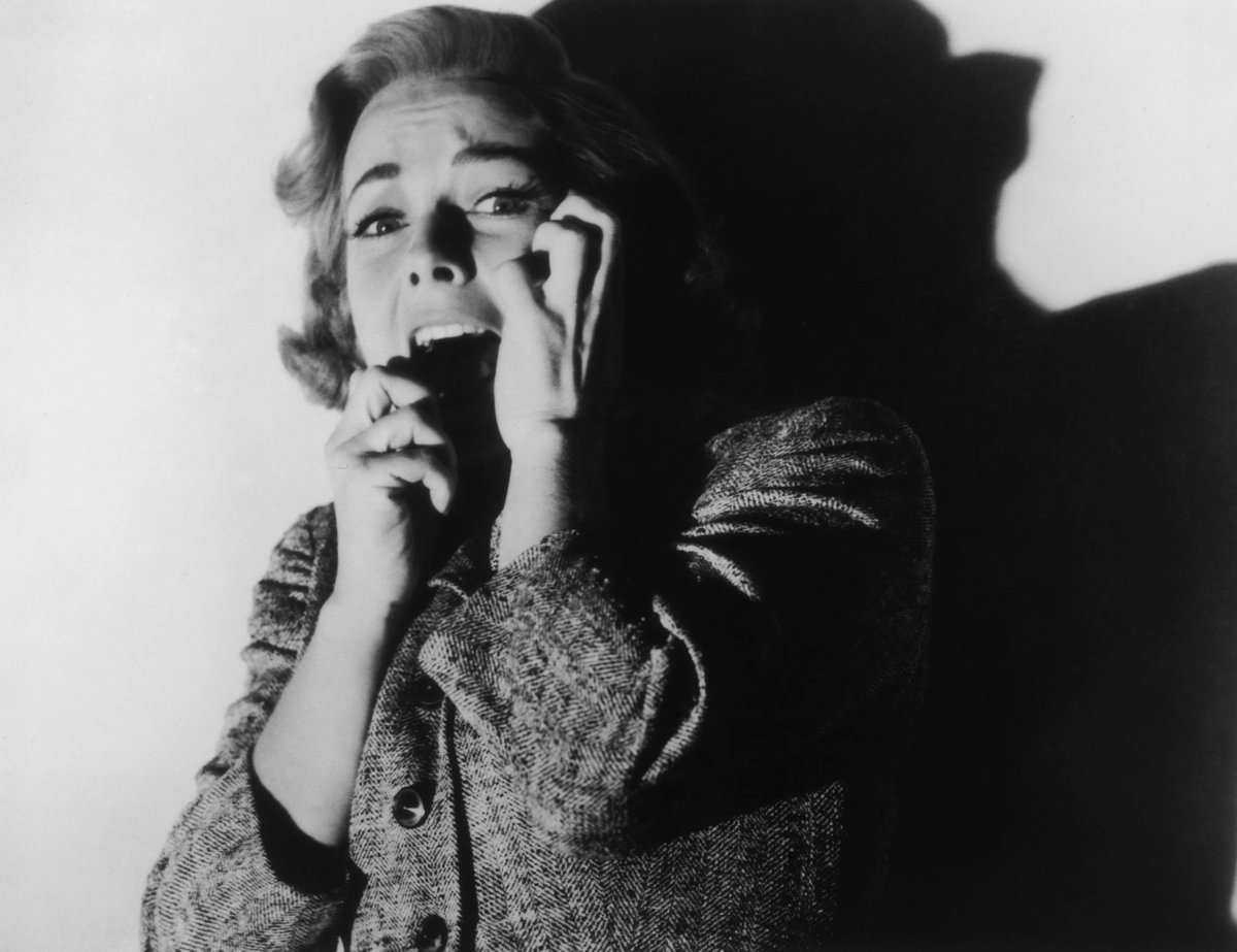ComicSwipe's tweet photo. Once again, the same Vera Miles still from Psycho (1960) gets swiped. Different year, different pulp horror novel, same damn image. This 1982 cover joins the list. Illustrator uncredited, inspiration beyond reasonable doubt. 🩸🪒#PulpHorror https://t.co/FePi5fS5iY