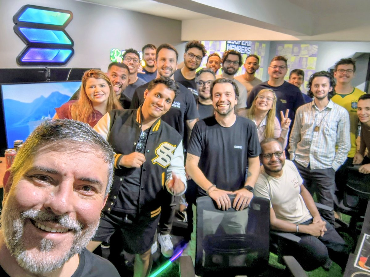 MiroLeite's tweet photo. Fechando as mentorias do Demo Day @solana  @SuperteamBR com Shimas, Cigs, Kuka, Lucas, Antonio Neto, Marcio Naves, Tiago Bispo, Bellu, Claudio Germano, Goreti e muitos mais!

#hackathon #solana #colosseum #blockchain #web3 #mentoria #inovacao #innovation https://t.co/KENMu9KBND