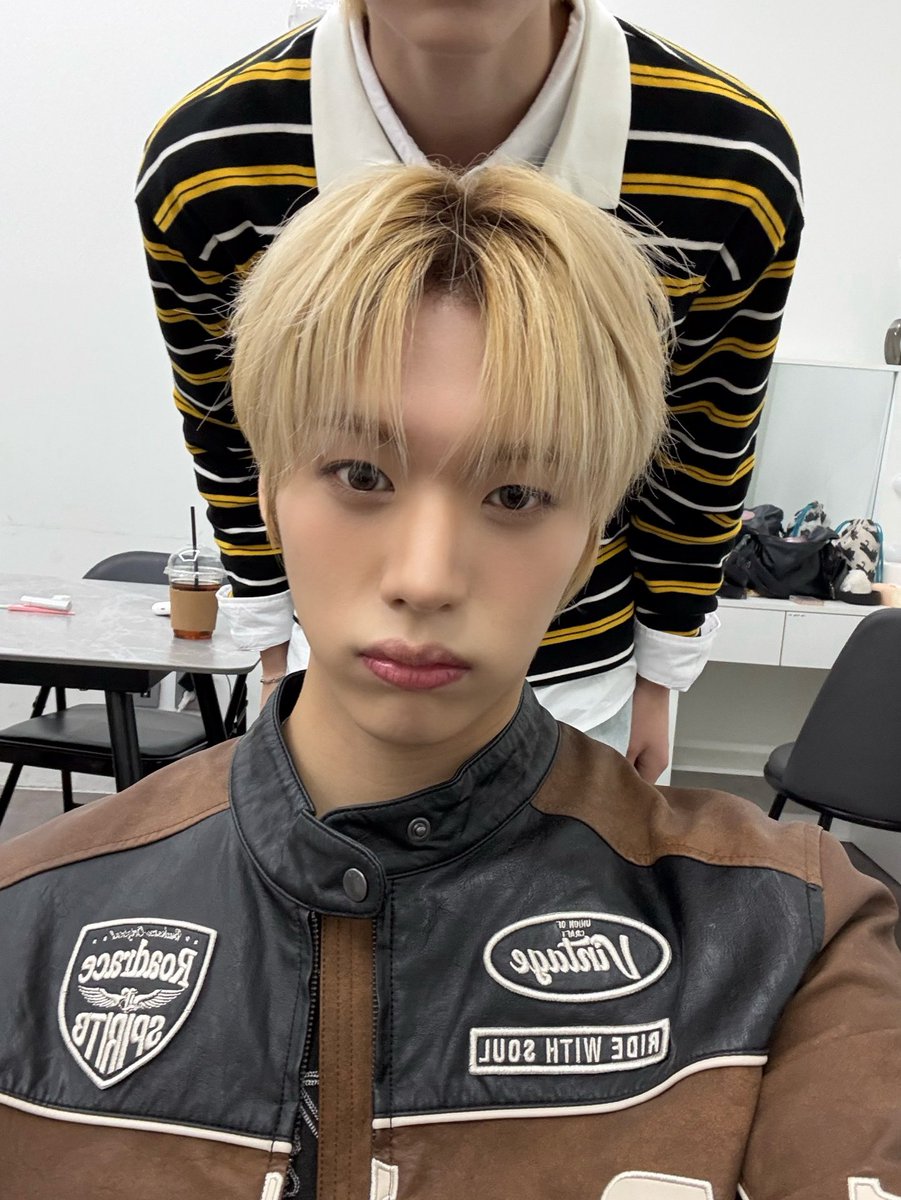 체킷♡ tweet media