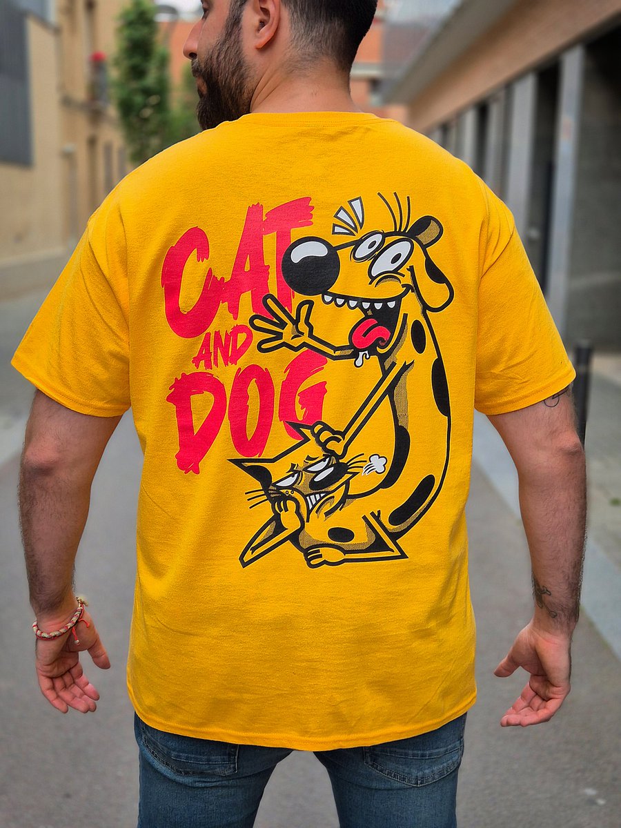NakamasClothing's tweet photo. 🐱🐶 EL DROP LIMITADO CATDOG YA ESTÁ ABIERTO 🐶🐱🚨

Solo habrá 50 unidades disponibles y el drop desaparecerá el próximo lunes ☠️ una vez termine la semana… no volverá jamás 👀

Las tallas están volando 💨 así que corred antes de quedaros sin la vuestra 
https://t.co/5IllBXmFPH https://t.co/w8OmK4Gbfo