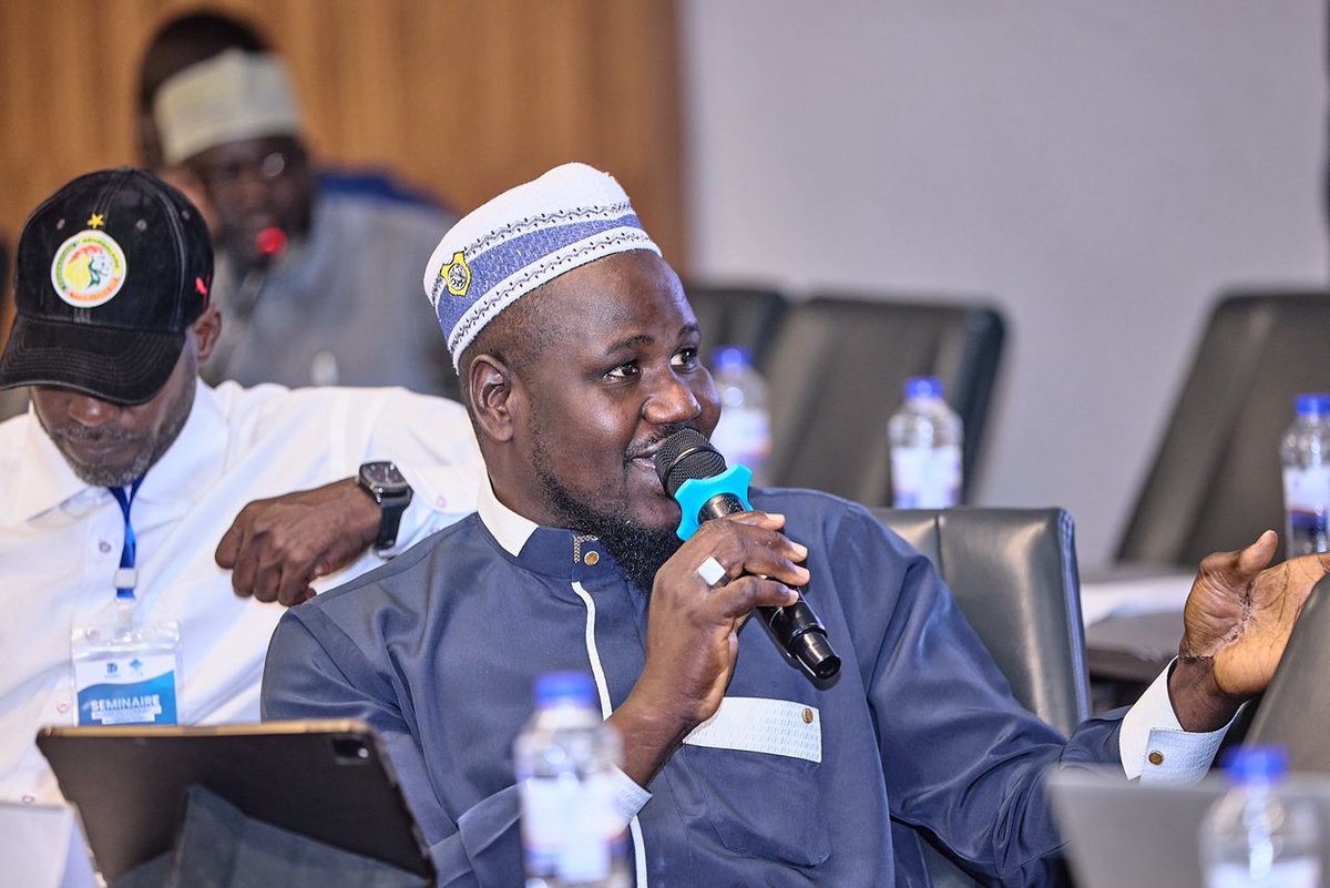 CosecSn's tweet photo. Ce samedi a marqué la clôture de trois jours intensifs de formation dédiés aux chargeurs sénégalais. Cette dernière journée a été consacrée à la mise en application concr��te des connaissances acquises à travers des études de cas et des simulations inspirées de situations réelles. https://t.co/WpZKnjcOYk