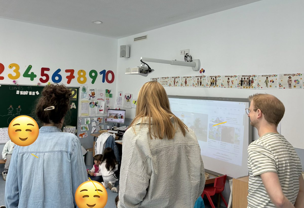 ErasmusPlusV3's tweet photo. Esta semana recibimos a Fabia, Sarah y Hendrik, docentes del Martin Luther King Schule de Marl🇩🇪 Willkommen! Esta semana visitarán nuestras aulas y conocerán nuestros proyectos. Bienvenida musical @sepiegob @dgalextranjeras @AMPA_V3 @Valdespartera3 #MesDeEuropa #ErasmusPlus https://t.co/1DPFysc1ER
