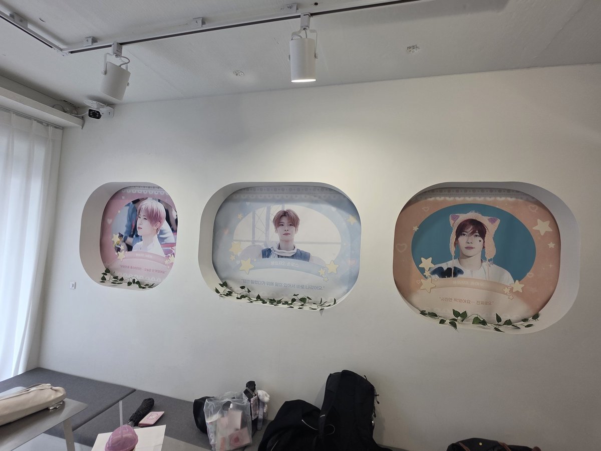 sionjoa's tweet photo. 첫날부터 가고싶었는데 줄이 너무 길어서 포기하고 시온이 생일 당일에 다녀왔어요🎂
#내디저트_찾아주시온 @seeonly_511 https://t.co/NiwgmX1yFp