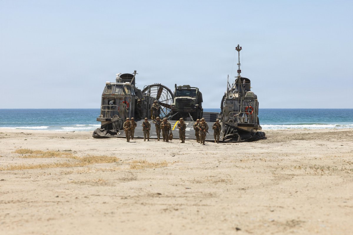 U.S. Marines tweet media