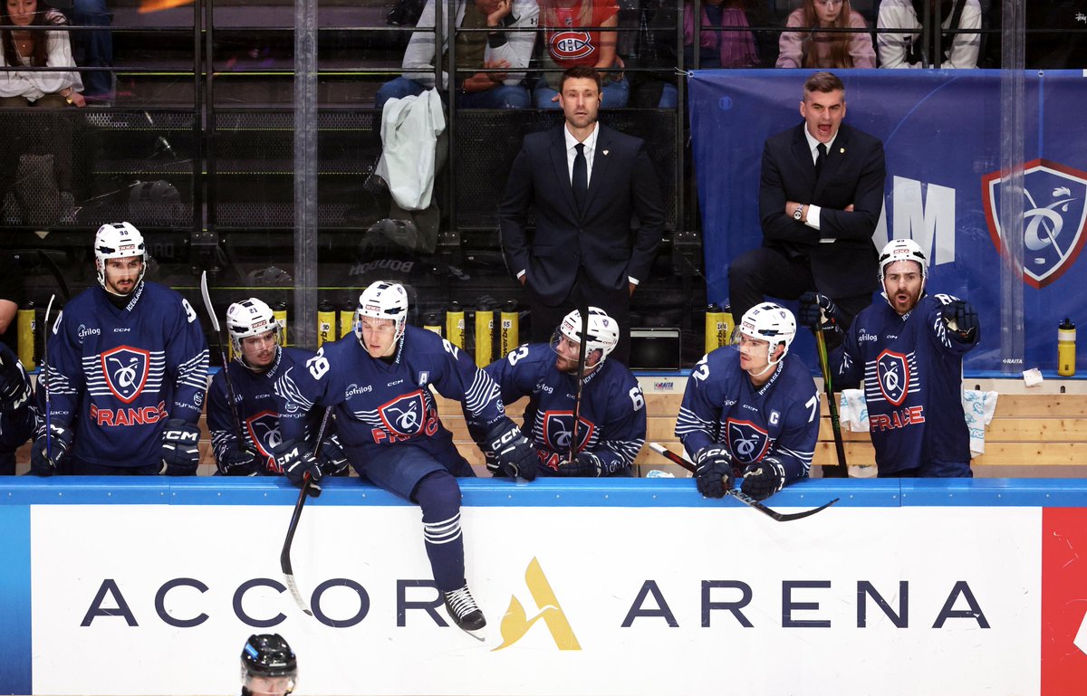 Hockey_FRA's tweet photo. 🏒 Retour sur cet après-midi d'exception à l'Accor Arena devant 𝟭𝟯𝟴𝟳𝟳 𝗦𝗣𝗘𝗖𝗧𝗔𝗧𝗘𝗨𝗥𝗦 🔥

📷 Xavier Lainé / FFHG https://t.co/uIsQWifNse