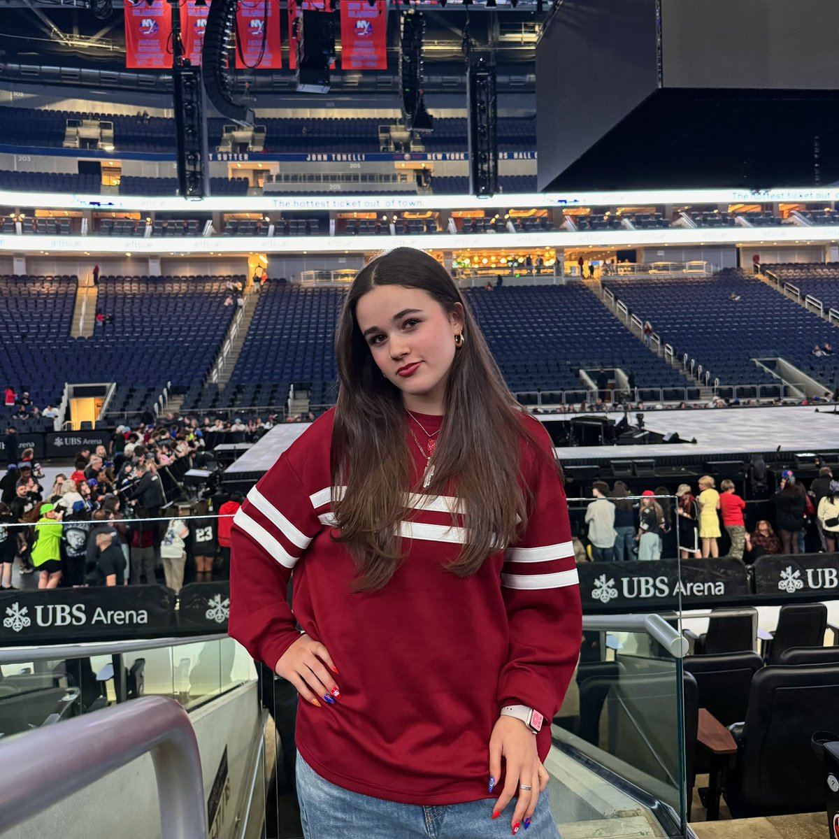 Becca ☆ MET BILLIE tweet media