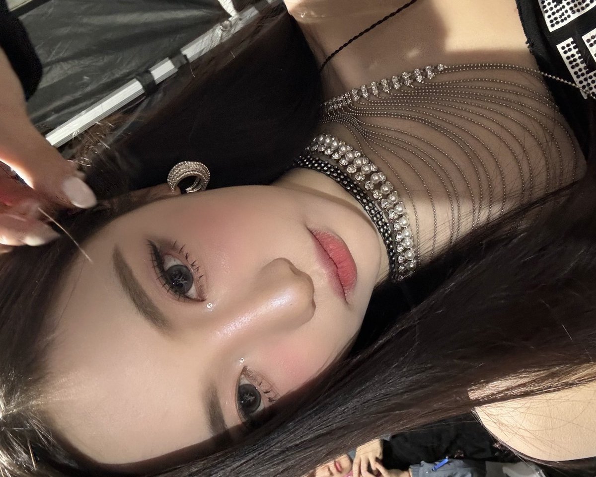 ningning tweet media