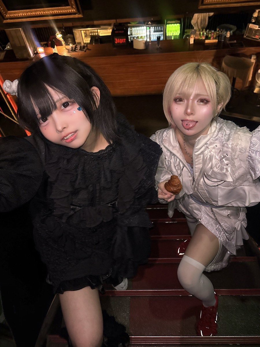 LEIWAN01's tweet photo. 【明日は脅威の40分ライブ…⁉️】

ジャジャウマーズ
やれんのか！🐴💙🐴❤️

🖤⚡️ COMRIZED presents ⚡️🖤
#レベルフォーマン vo.200SP

https://t.co/bZJE9EJFQh

【1部】5/12㈫📍初台DOORS
OP14:00／ST14:30

LIVE▶︎16:35~
終演後📸

【驚異の各グループ40分SET+SUPER LIVE】

#レイワンライブ告知 https://t.co/HvERAcCZoV