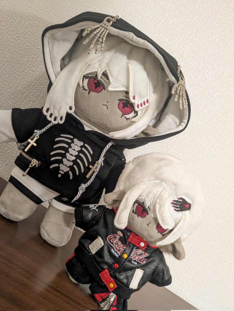 はちか様(<a href="/hatika_doll/">はちか🐾</a>)様から余剰販売でお迎えしたスペクターくんたち✨
ずーーーっとお迎えしたかったから本当にうれしいです✨
スペクターくん本当にイケメンで大っ好きなんです！
皆幸せにします！素敵な出会いをありがとうございます✨✨