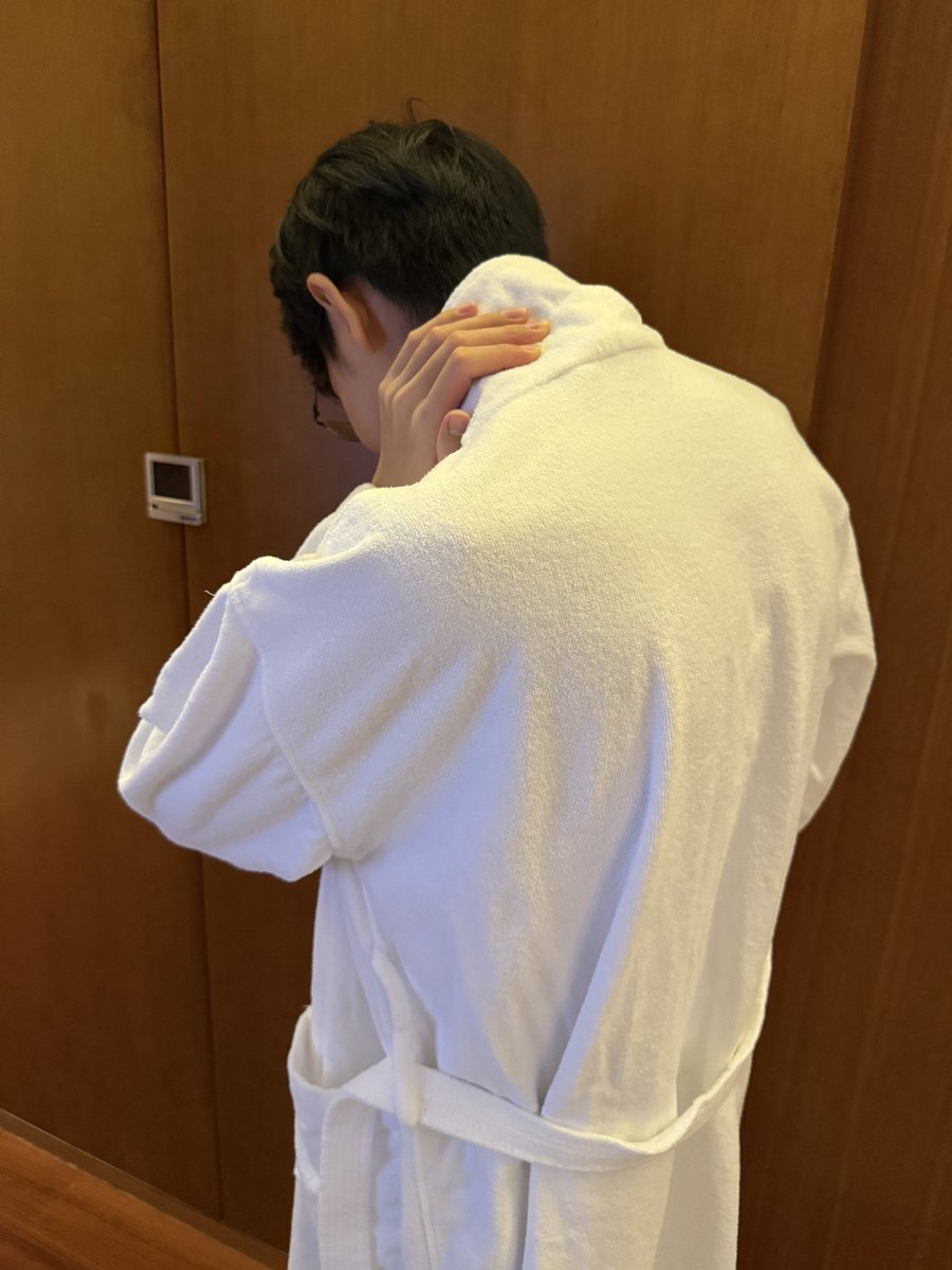 xiaohei_ender's tweet photo. 诶...我也要矫正吗？ https://t.co/kAsT5WHyzw