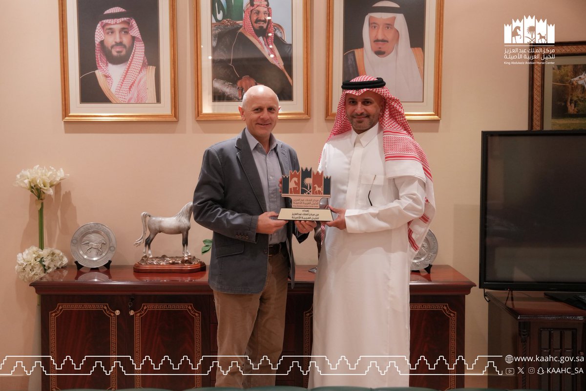 kaahc_sa's tweet photo. استقبل المركز اليوم المدير التنفيذي لقسم الفروسية بالهيئة الملكية لمحافظة العُلا لبحث سبل التعاون المشترك وتعزيز أوجه التكامل بما يدعم تحقيق المستهدفات المشتركة.

#مركز_الملك_عبدالعزيز_للخيل 🐎 https://t.co/dg5nanQ62v