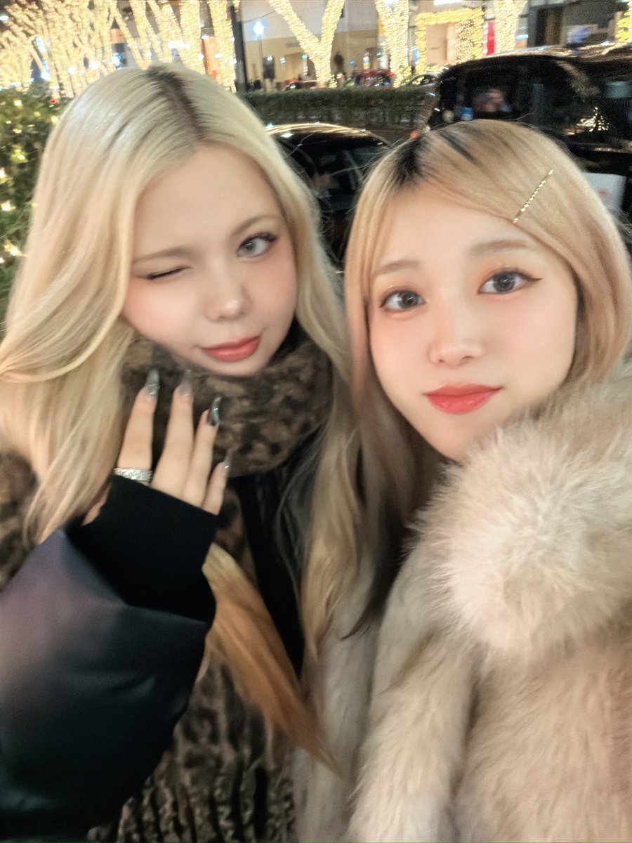 ybm_n's tweet photo. #HAPPY_SHION_DAY
どうしたらGLiTが良くなるかを一緒に話し合ってお互いを高め合えるお姉ちゃん的存在なSHIONちゃん🔥
いつもメンバーのことを気にかけてくれて
グループを明るくしてくれる太陽みたいなSHIONちゃんのことがだーいすきだよ🫶
いつまでも笑顔のSHIONちゃんを隣で見ていたいです🤭✨ https://t.co/asKrAPjipm