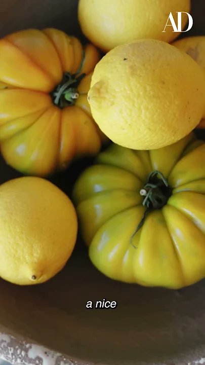 ChooseChip's tweet photo. There's Always Heirloom Tomatoes in Maude Apatow's Kitchen 🤫
Chip Walters - EXIT Realty Bob Lamb &amp; Associates
2024 MTAR Realtor of the Year
615-542-1915 https://t.co/6aewsUqo0d https://t.co/H6xGNGjsul