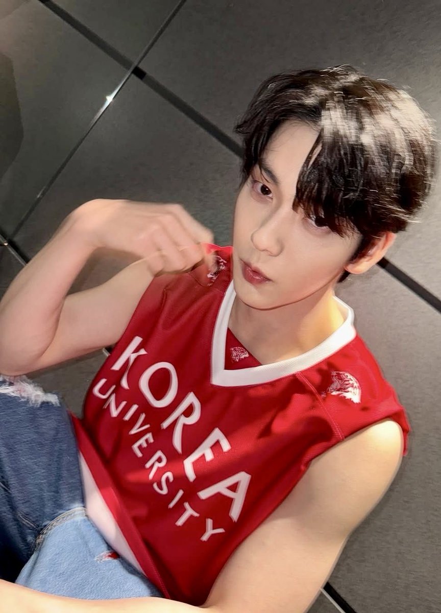 hourly soobin tweet media