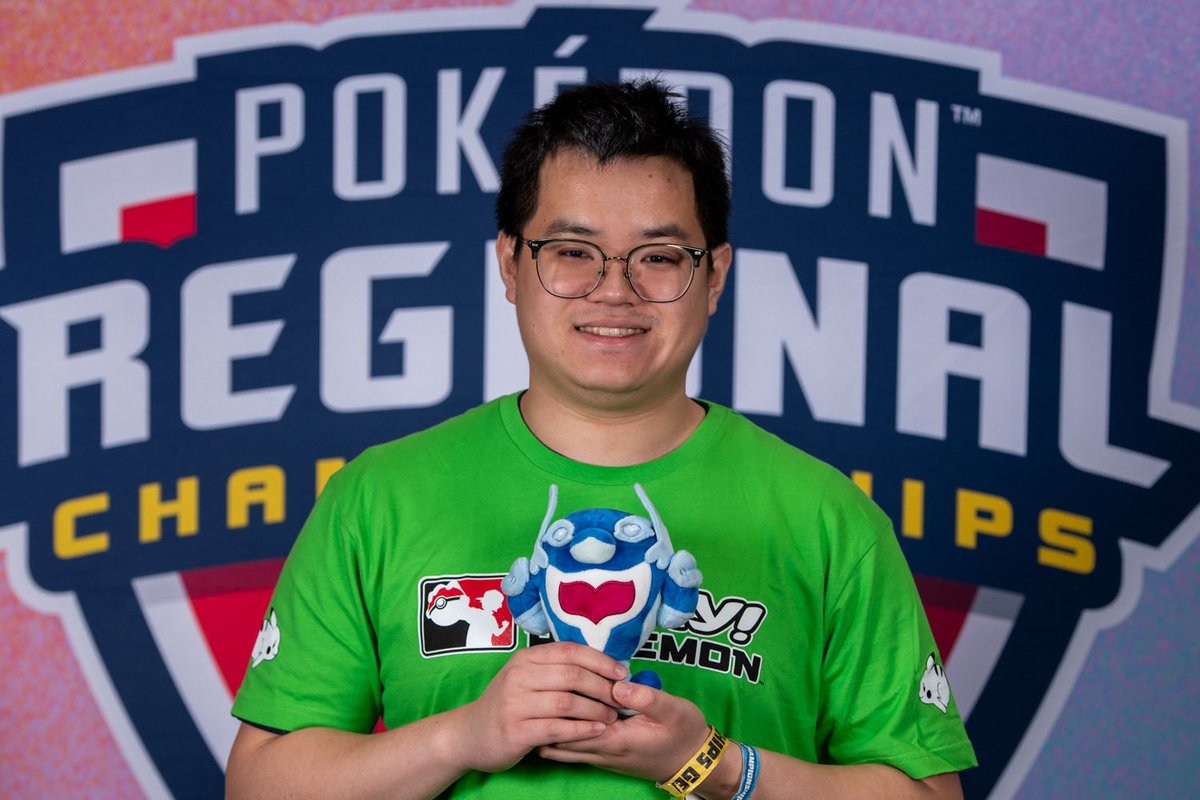 Bobjoecar1's tweet photo. 10th Place at Los Angeles Regionals! This was a really unexpected run from me since I had barely prepped for this event. Wish I won my top 16 match so I could fully lock my Worlds invite but this puts me at 823 CP!

Thanks to @PqlarBear for the team and NOT @JAWNZU for the prep! https://t.co/SLAtjw5YNc