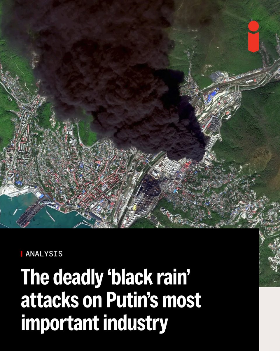 theipaper's tweet photo. Long-range drone strikes have caused apocalyptic scenes at energy sites across Russia, sending skyward towering plumes of smoke that are visible from space, and bringing carcinogenic rain and poisonous sludge to Russian towns and tourist resorts https://t.co/IrCA8tVdBV https://t.co/hfSwBZ05jJ