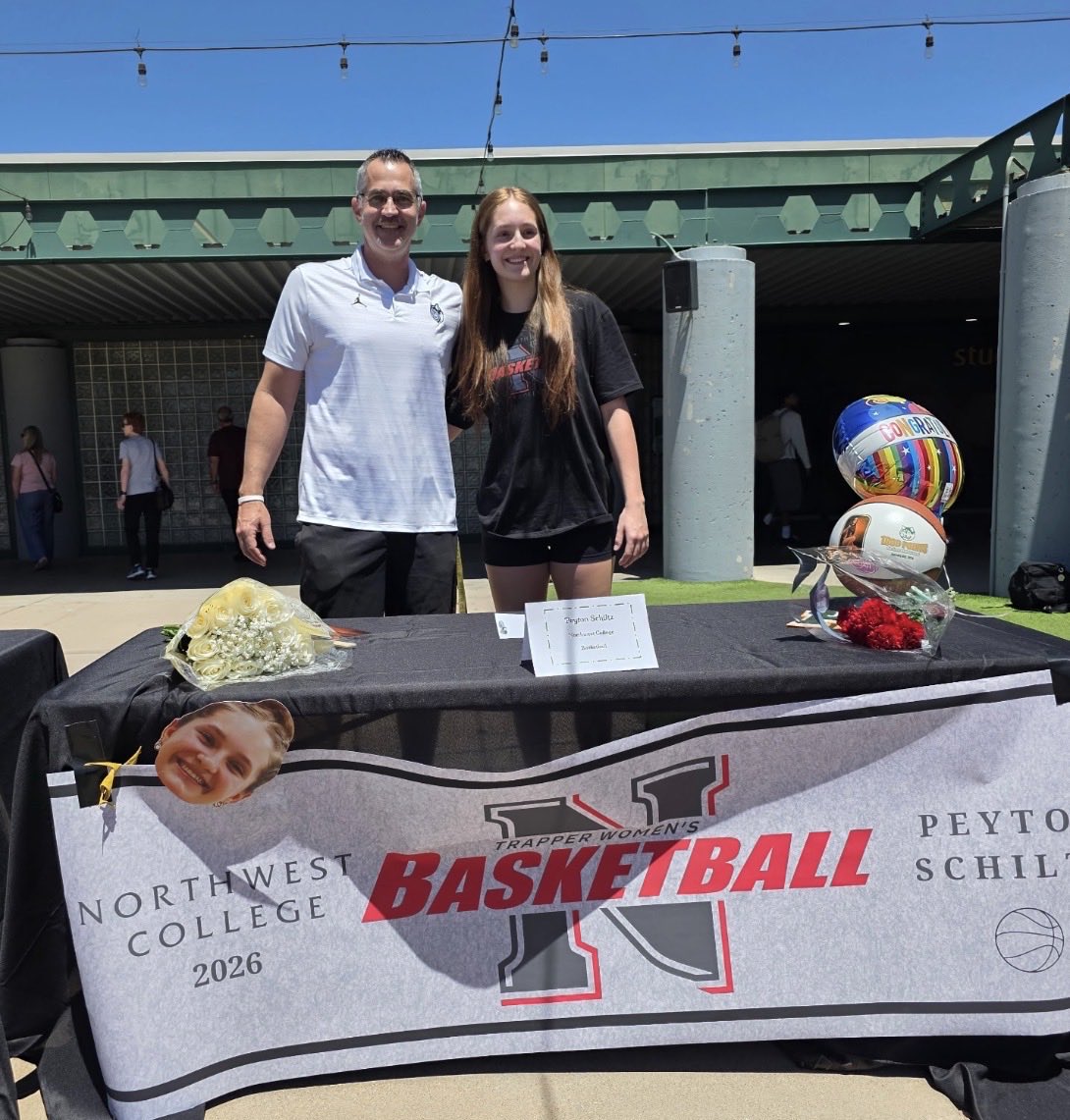 hhs_ladyhuskies's tweet photo. Congrats @PeytonSchiltz on your commitment to @NorthwestWBB !!! https://t.co/8XN4OVjBXa