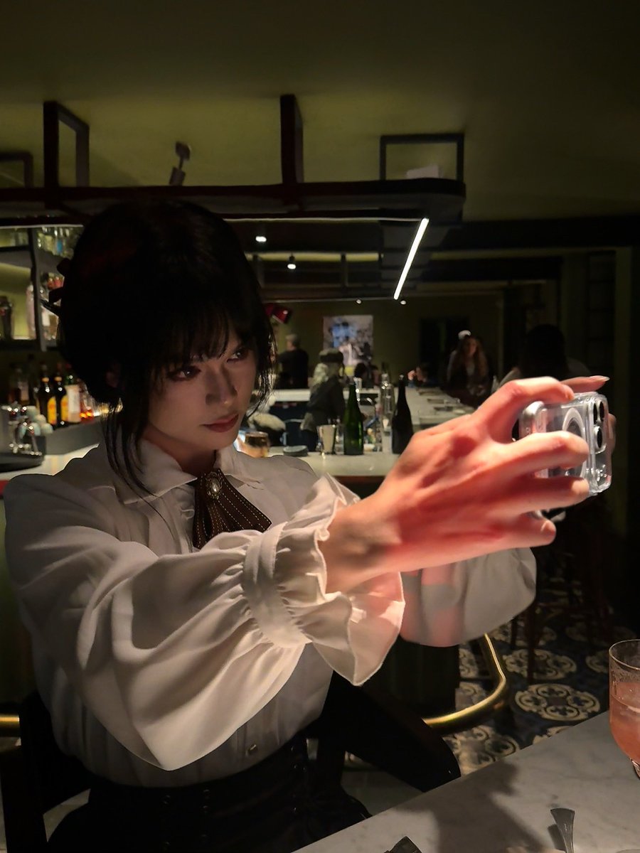 喝酒前：哑巴
喝酒后：喇叭 https://t.co/6sYfw2gL9U