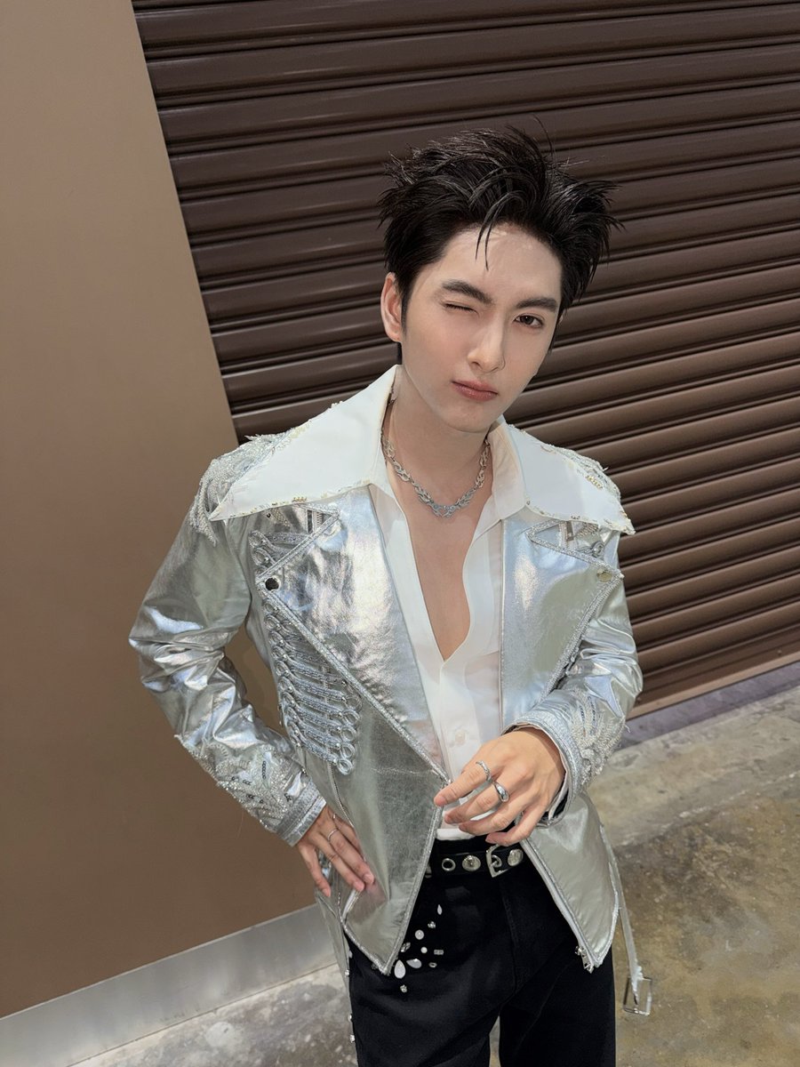 โอ้ยยยพี่เดชลูกแม่หล่อมาก จะวูบบ จับที 💓 #COPPERdechawat