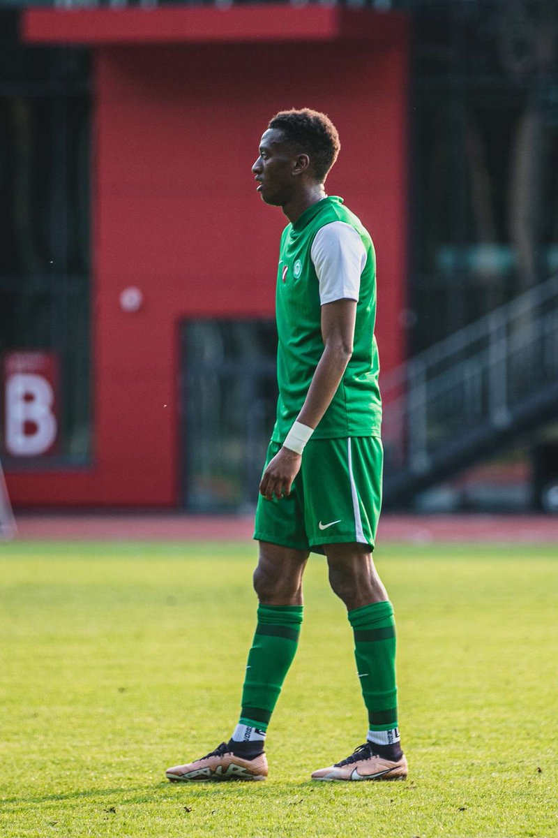 PolitikGame's tweet photo. #FootballHeritage
Ousmane Sow, l’ascension d’un guerrier discret.
Aujourd’hui, nous revenons sur le parcours d’Ousmane Sow, un milieu combatif et discipliné qui construit sa trajectoire avec constance dans le football sénégalais.
https://t.co/nZFZVnMCm9 https://t.co/CnbVg5knXE