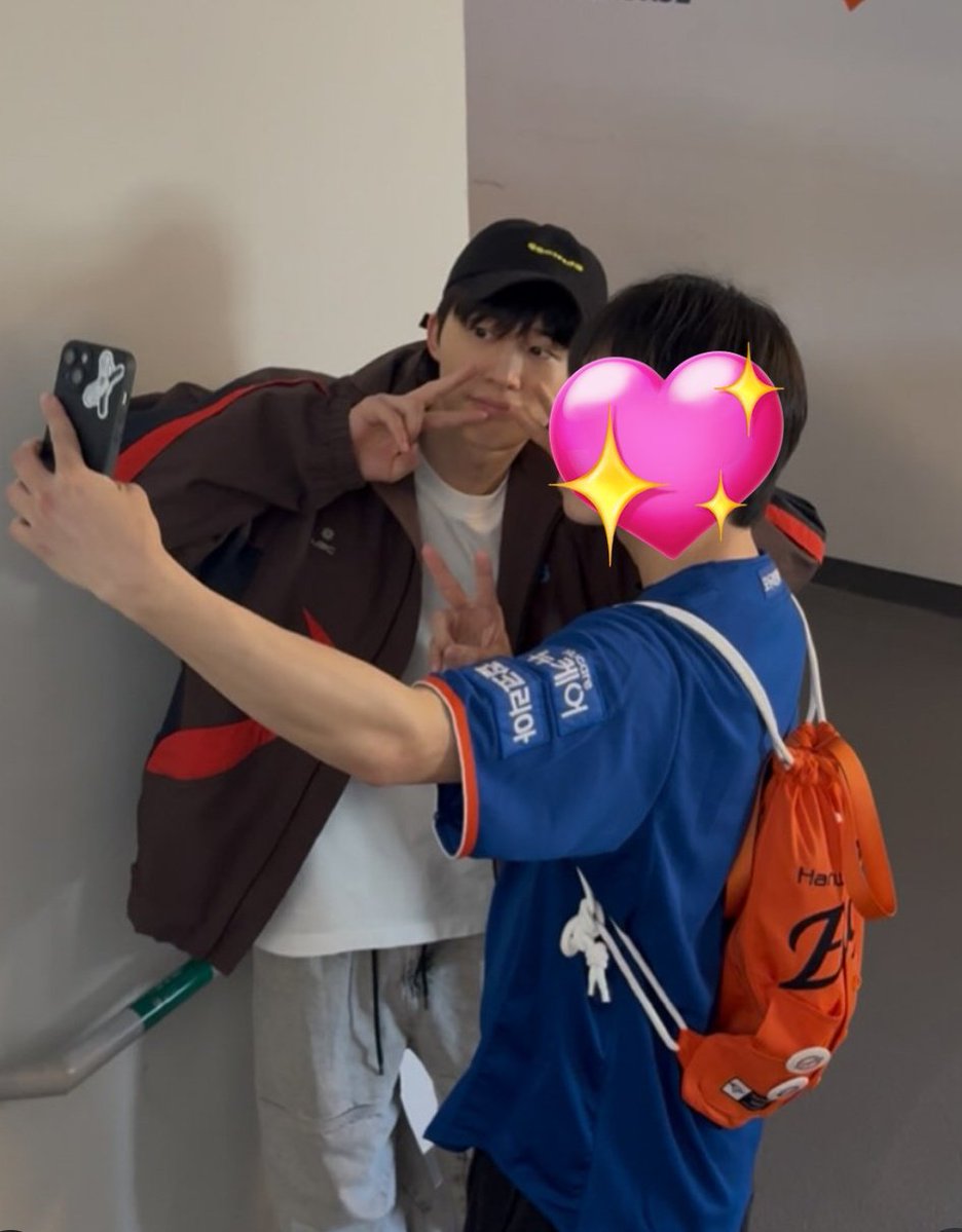 enough the drama my hanbin is finally seen 😭😭😭