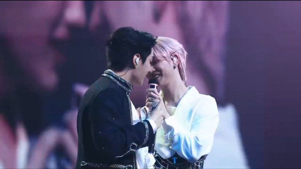 อ๋อ๋ (♡˙︶˙♡) tweet media