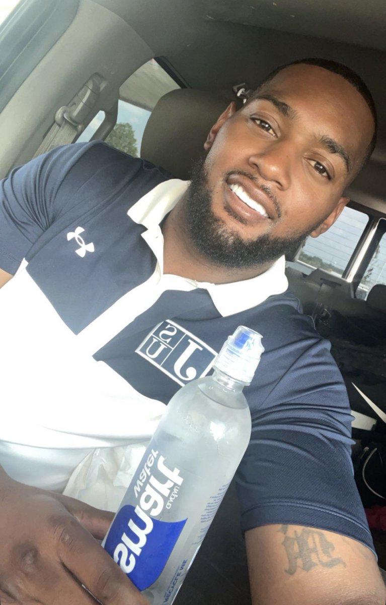 TheeCoachJavancyJones tweet media
