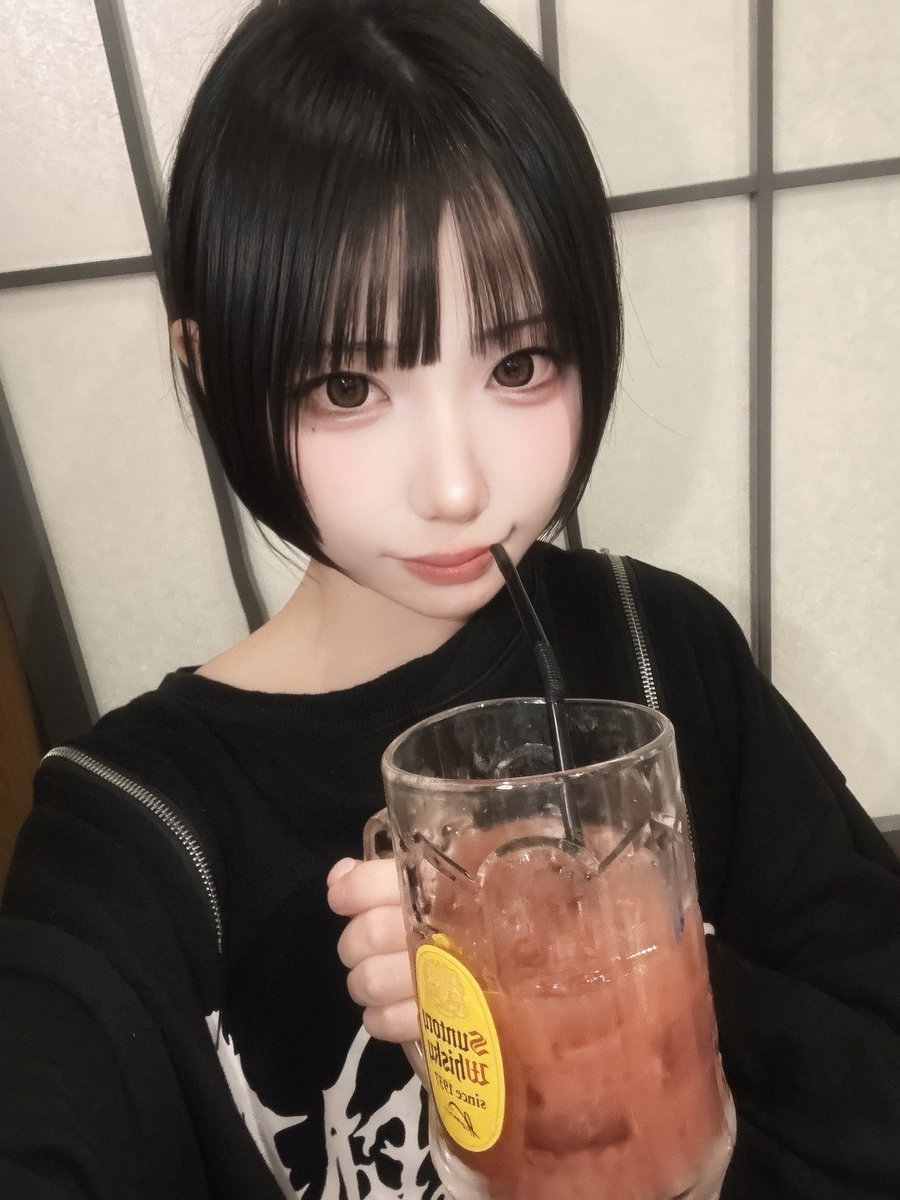 かぐらはメガハイボールでしゅっ!🍺✨ かぐらはメガハイボールでしゅっ!🍺✨