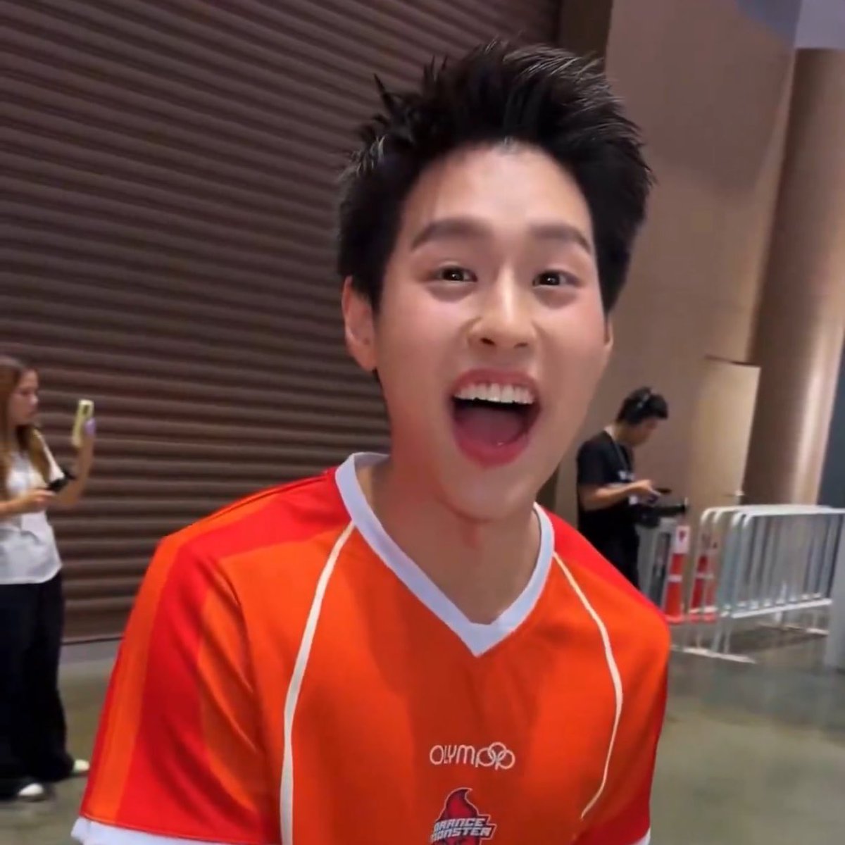 แพ้………………แต่ตอนแข่งก็………………….แพ้