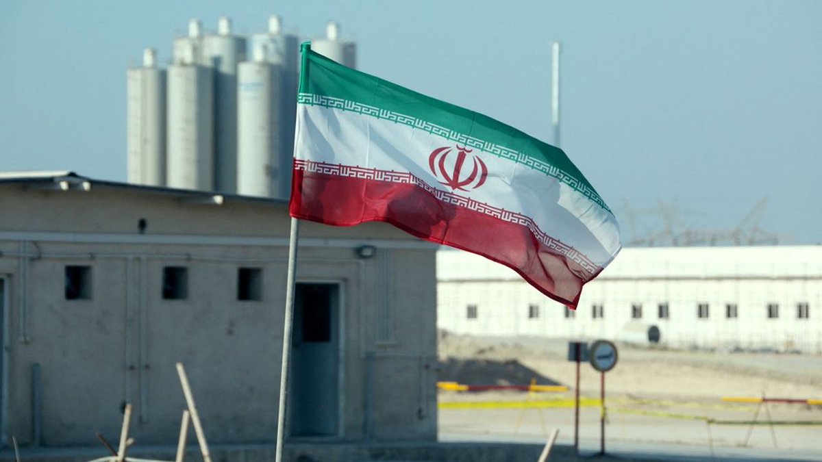 LeJournalDuCoin's tweet photo. 🇮🇷 L’Iran affirme que l’abandon de sa technologie nucléaire n’est pas négociable dans les discussions avec les États-Unis, excluant tout compromis sur l’enrichissement d’uranium. https://t.co/v1MGUrbasD
