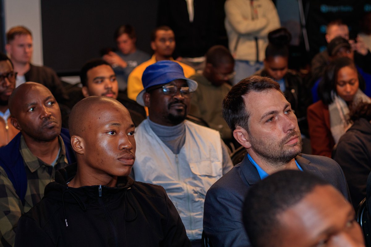 BitgetWalletAF's tweet photo. Cape Town showed up strong. 🔥

We wrapped up an incredible meetup with a community eager to connect, learn, and explore seamless crypto spending with the Bitget Wallet Card. The energy, conversations, and connections in the room were unmatched.

See you at the next one! 🇿🇦 https://t.co/mxuG9dC4fY