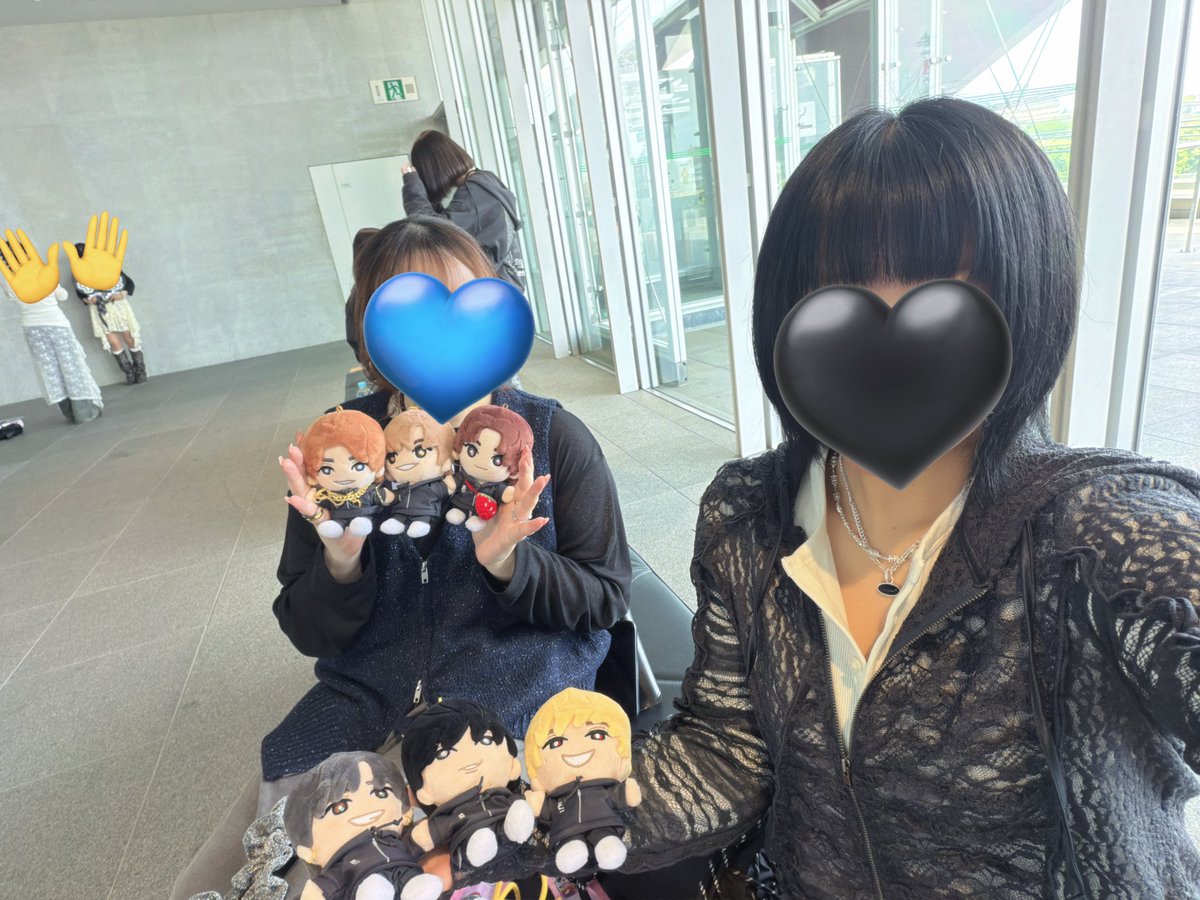wt_opoko's tweet photo. あと全然派手髪卒業して今黒
全然転職活動できる(？) https://t.co/CZU5iPXRZR