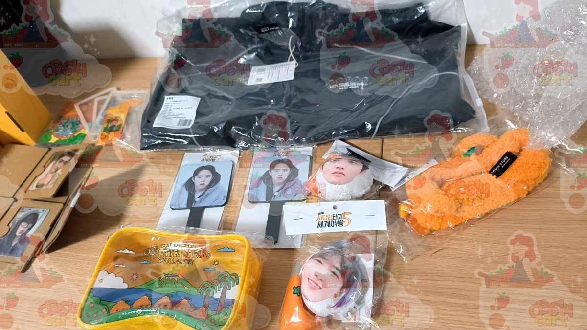 cb614shop's tweet photo. ✧ 🇨🇳 CN ADDRESS ARRIVAL | #cb614arrivals ✧

#EXO TRAVEL THE WORLD ON A LADDER 5 SHANGHAI POP-UP STORE MD (OFFLINE - CHINA)
1 - Face Wash Headband (D.O.)
1 - Jacket (D.O.)
1 - Portrait Pendant (D.O.)
2 - Handheld Mirror (D.O.)
1 - Bead Maze (D.O.)
2 - Gift Box
1 - Portrait Pendant (Suho)
1 - Toiletries Bag