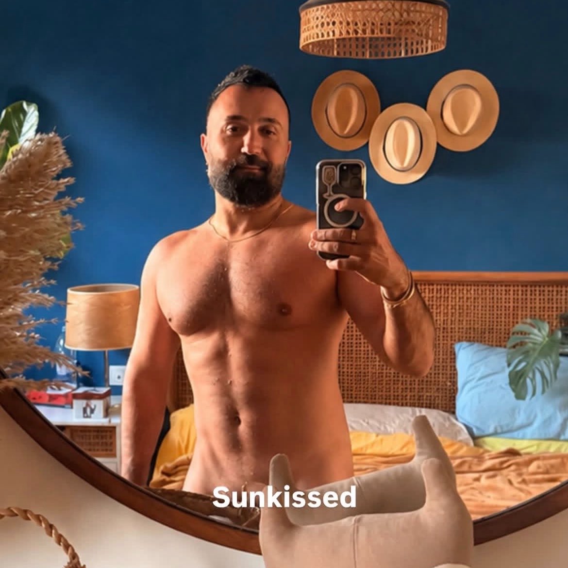 ArabMaleCeleb+ tweet media