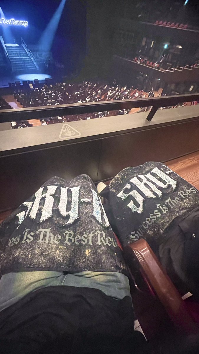 iluvjun0n's tweet photo. ❤︎ Success Is The Best Revenge ❤︎ https://t.co/gWcbhypUe7